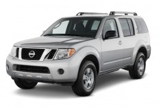 2011 Nissan Pathfinder 2WD 4-door V6 SV Angular Front Exterior View