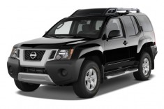 2011 Nissan Xterra 4WD 4-door Auto S Angular Front Exterior View