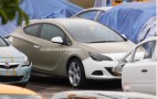 Spy Shots: 2011 Opel Astra Sport Coupe