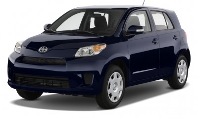 2011 Scion xD Photos