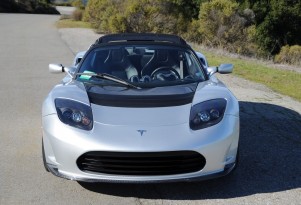 Bricking A Tesla Roadster Battery: Today's Electric Car Meme