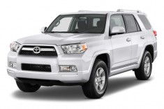2011 Toyota 4Runner 4WD 4-door V6 SR5 (GS) Angular Front Exterior View