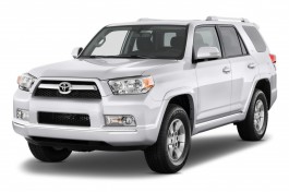 2011 Toyota 4Runner 4WD 4-door V6 SR5 (GS) Angular Front Exterior View