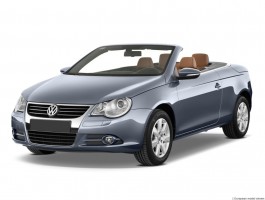 2011 Volkswagen Eos 2-door Convertible Lux SULEV Angular Front Exterior View