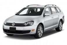 2011 Volkswagen Jetta Sportwagen 4-door DSG TDI Angular Front Exterior View