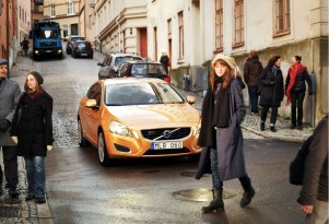Full Auto Brake with Pedestrian Detection  -  2011 Volvo S60