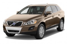 2011 Volvo XC60 FWD 4-door 3.2L Angular Front Exterior View