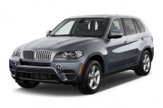 2012 BMW X5 AWD 4-door 50i Angular Front Exterior View