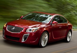 2013 Buick Regal: 36-MPG eAssist System Comes Standard