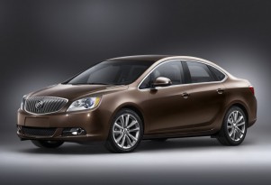 2014 Chevy Impala, 2013 Traverse, SL and GLK: Today's Car News