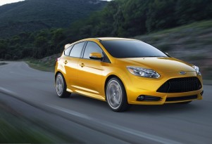Ford Focus ST, launched at the 2011 Los Angeles Auto Show
