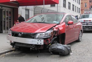 2012 Honda Civic Si sedan wrecked in New York City, April 2013