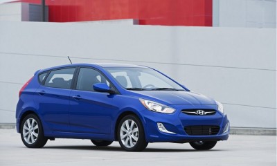 2012 Hyundai Accent Photos