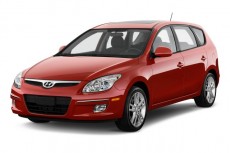 2012 Hyundai Elantra Touring 4-door Wagon Man GLS Angular Front Exterior View