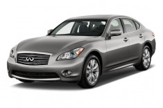 2012 Infiniti M37 4-door Sedan AWD Angular Front Exterior View