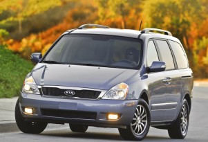 Kia Sedona Minivan Won't Return For 2013; 2014 Replacement Likely
