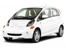 2012 Mitsubishi i-MiEV 4-door HB SE Angular Front Exterior View