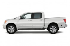 2012 Nissan Titan 4WD Crew Cab SWB SL Side Exterior View
