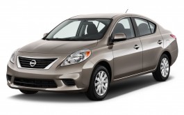2012 Nissan Versa 4-door Sedan CVT 1.6 SV Angular Front Exterior View
