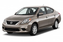 2012 Nissan Versa 4-door Sedan CVT 1.6 SV Angular Front Exterior View
