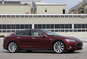 So How Many 2012 Model S Electric Cars Can Tesla Really Sell?