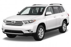 2012 Toyota Highlander FWD 4-door V6 (SE) Angular Front Exterior View