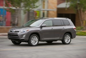 Third-Row, 7-Seat Family Vehicles With Highest Gas Mileage
