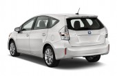 2013 Toyota Prius V Photos