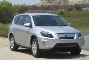 Toyota Announces Financing, Lease Options For 2012 RAV4 EV