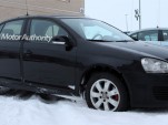 2012 Volkswagen Jetta test-mule spy shots