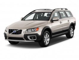 2012 Volvo XC70 AWD 4-door Wagon 3.2L Angular Front Exterior View