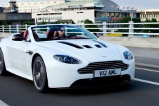 2013 Aston Martin V12 Vantage Roadster