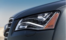 2013 Audi S8 Photos