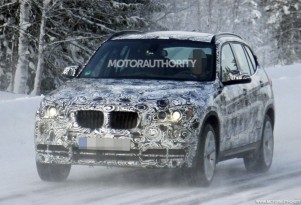 2013 BMW X1 facelift spy shots