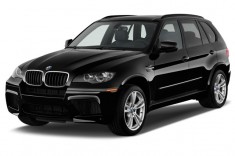 2013 BMW X5 M AWD 4-door Angular Front Exterior View