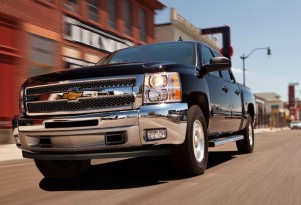 GM Dumps Super Bowl Ads, 2013 GT500, 2013 Chevy Silverado: Car News Headlines