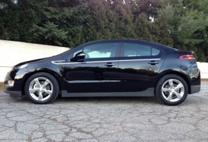 Electric-Car Price War Heats Up: Chevy Volt $5,000 Cash Back