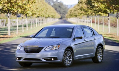 2013 Chrysler 200 Photos