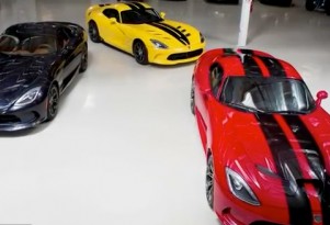 2013 SRT Viper Vists Jay Leno's Garage