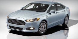 2013 Ford Fusion Energi Gets Top Safety Ratings From NHTSA, IIHS