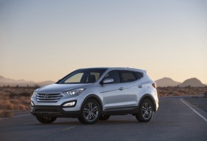 2013 Hyundai Santa Fe Sport Blends Fuel Efficiency And Driveability