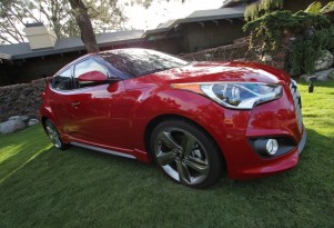 2013 Hyundai Veloster Turbo Goes To The Matte