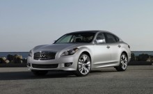 2013 Infiniti M Photos