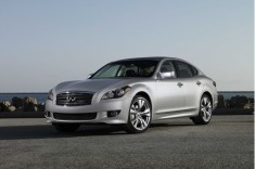 2013 Infiniti M