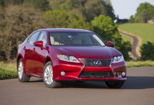 2013 Lexus ES 300h