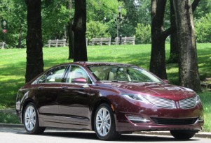 2013 Lincoln MKZ Hybrid: Brief First Drive