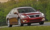 2013 Nissan Altima Pictures
