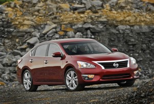 2013 Nissan Altima 3.5 SL: Driven
