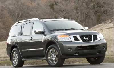 2013 Nissan Armada Photos
