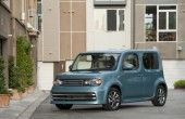 2013 Nissan Cube Photos